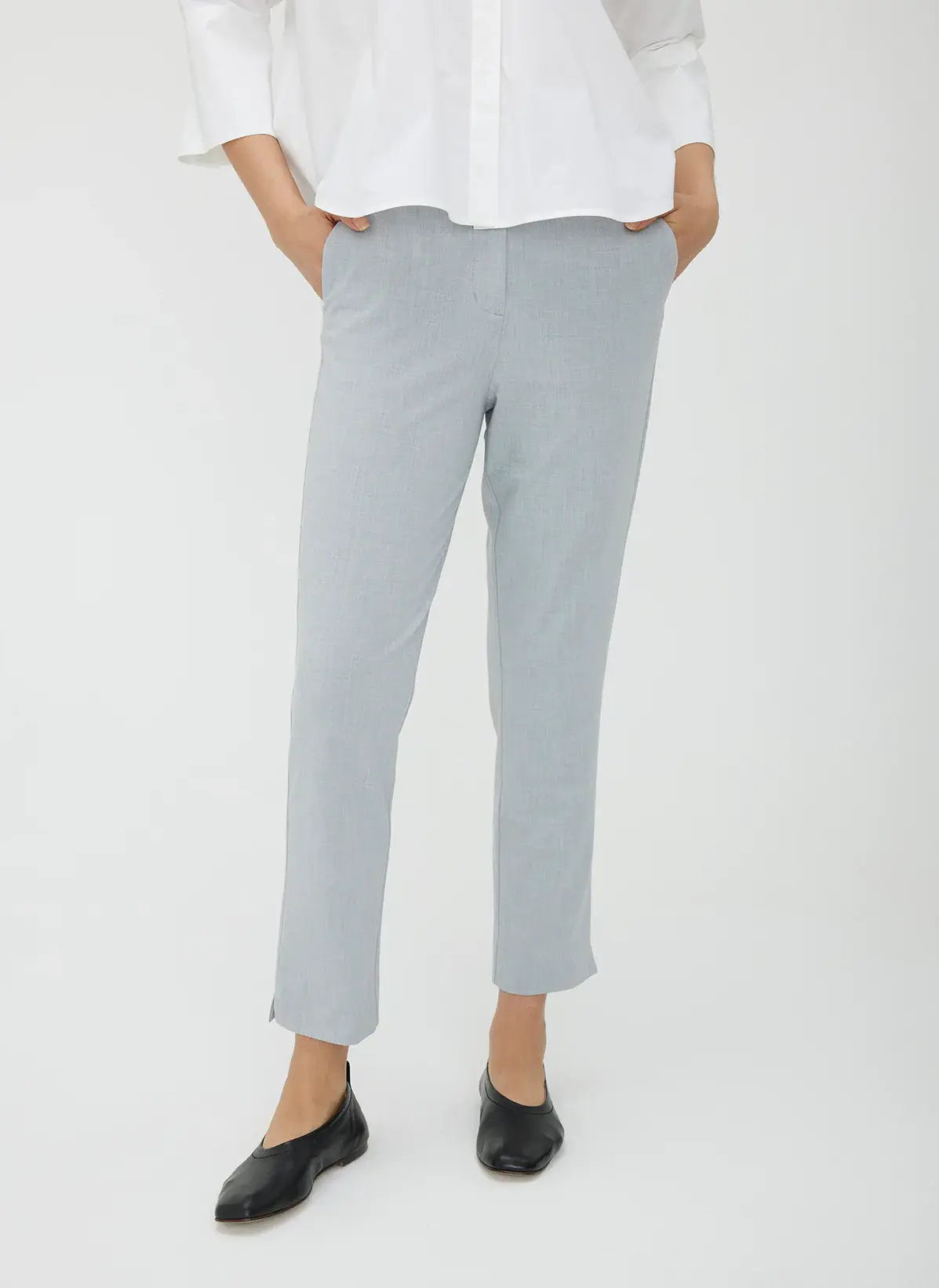 Kit And Ace Seymour Classic Cropped Pants. 1