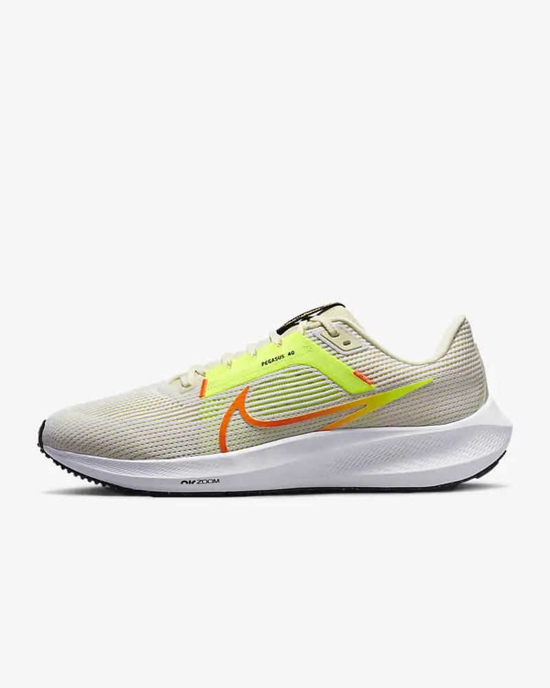 Nike Pegasus 40. 1