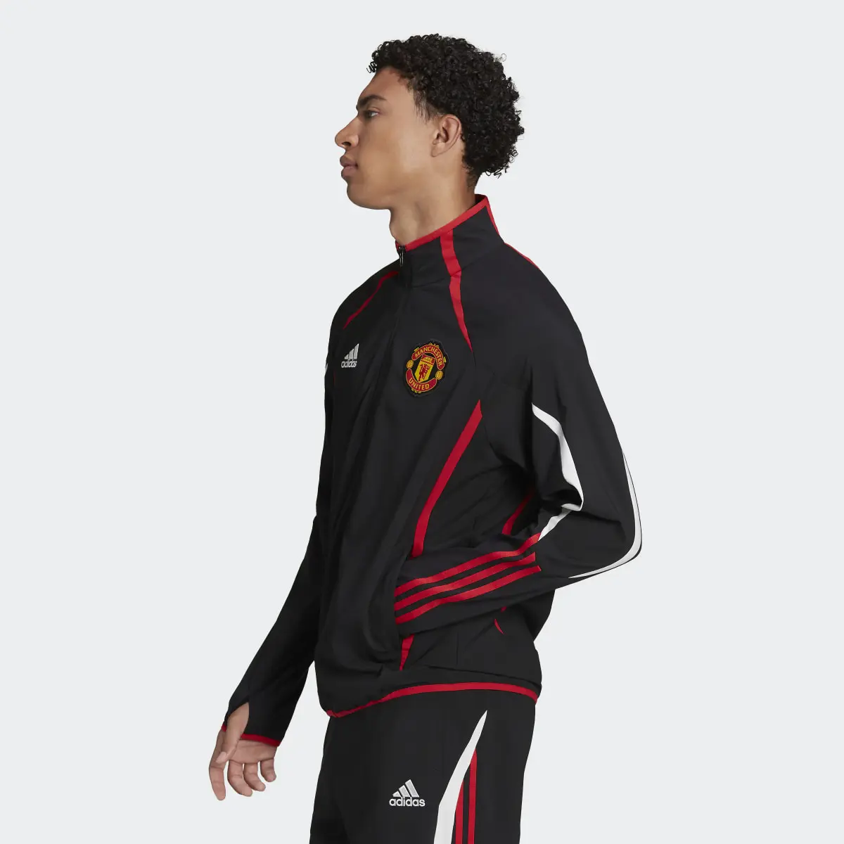 Adidas Manchester United Teamgeist Woven Jacket. 3