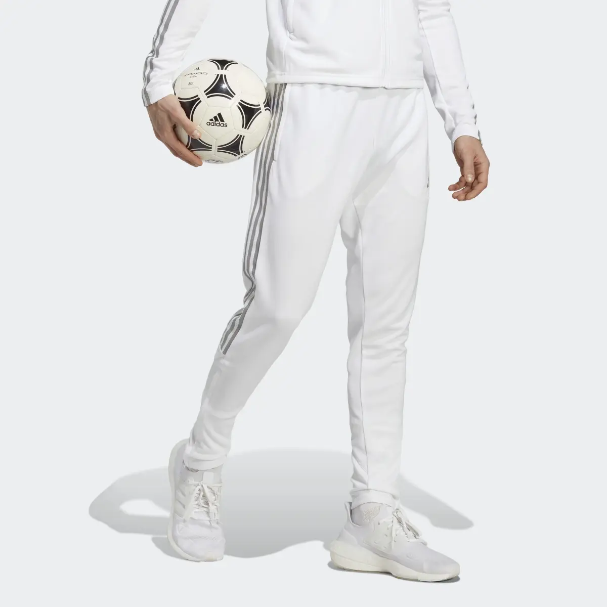 Adidas Tiro Reflective Pants. 3