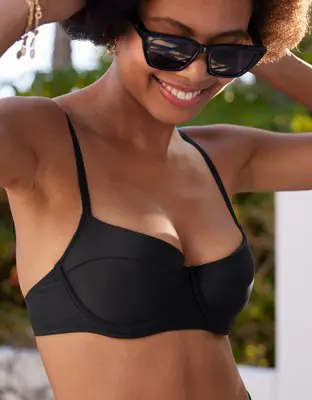American Eagle Lightly Lined Underwire Bikini Top. 1 American Eagle Lightly Lined Underwire Bikini Top. 1