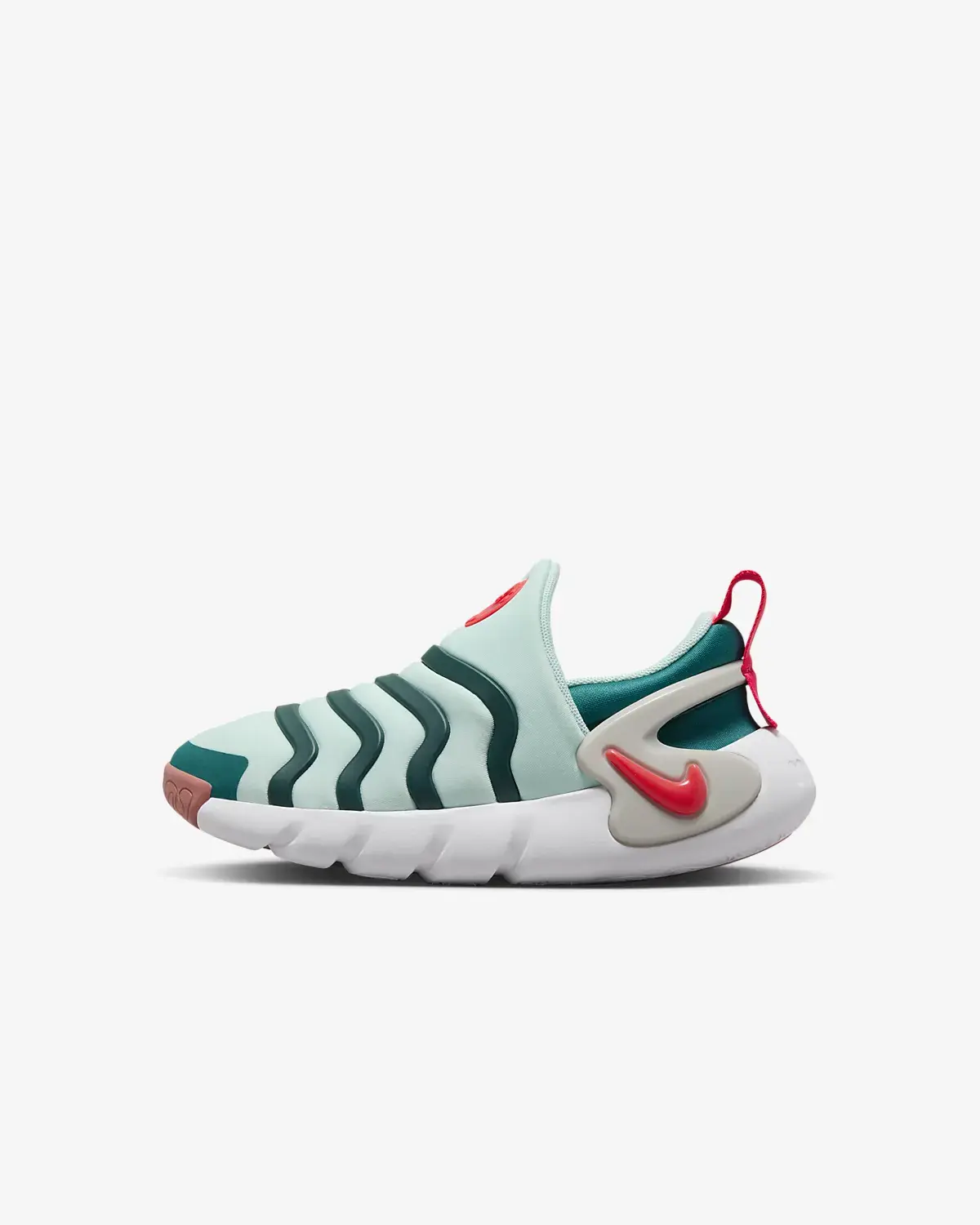Nike Dynamo Go. 1 Nike Dynamo Go. 1