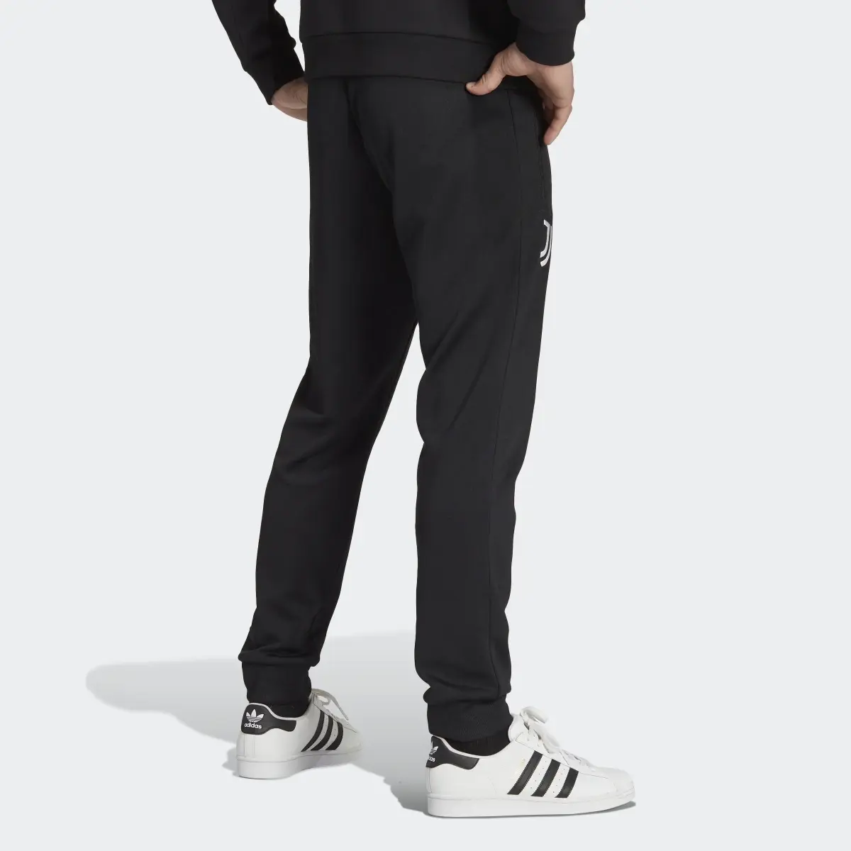 Adidas Pantalón Essentials Trefoil Juventus. 2