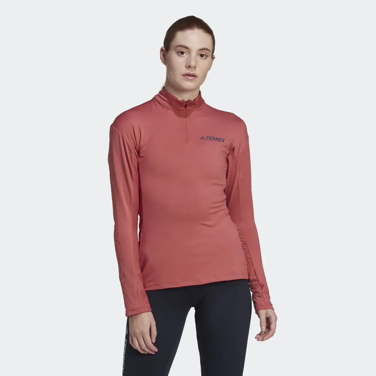 Adidas Terrex Xperior Top. 2