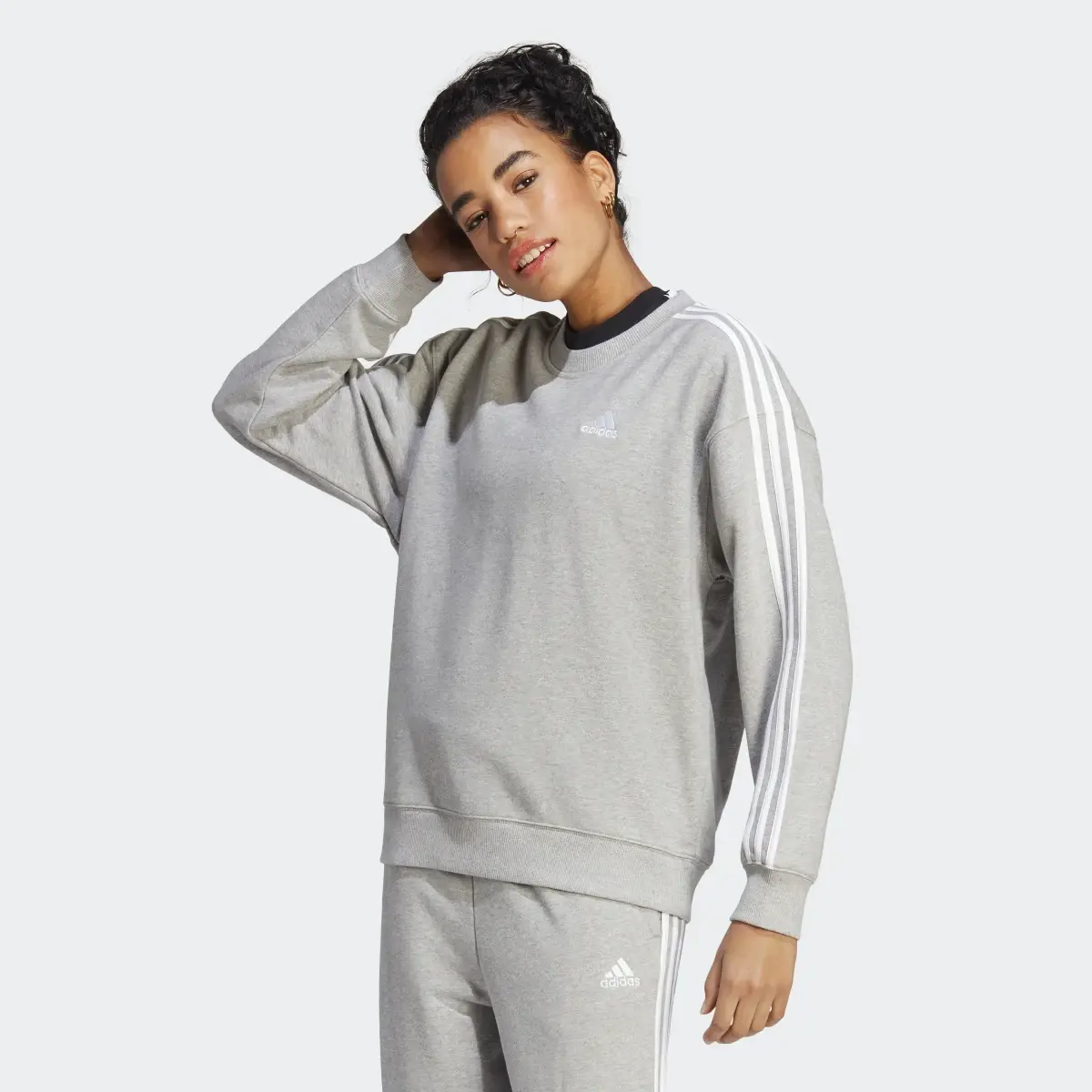 Adidas Essentials 3-Streifen Sweatshirt. 2