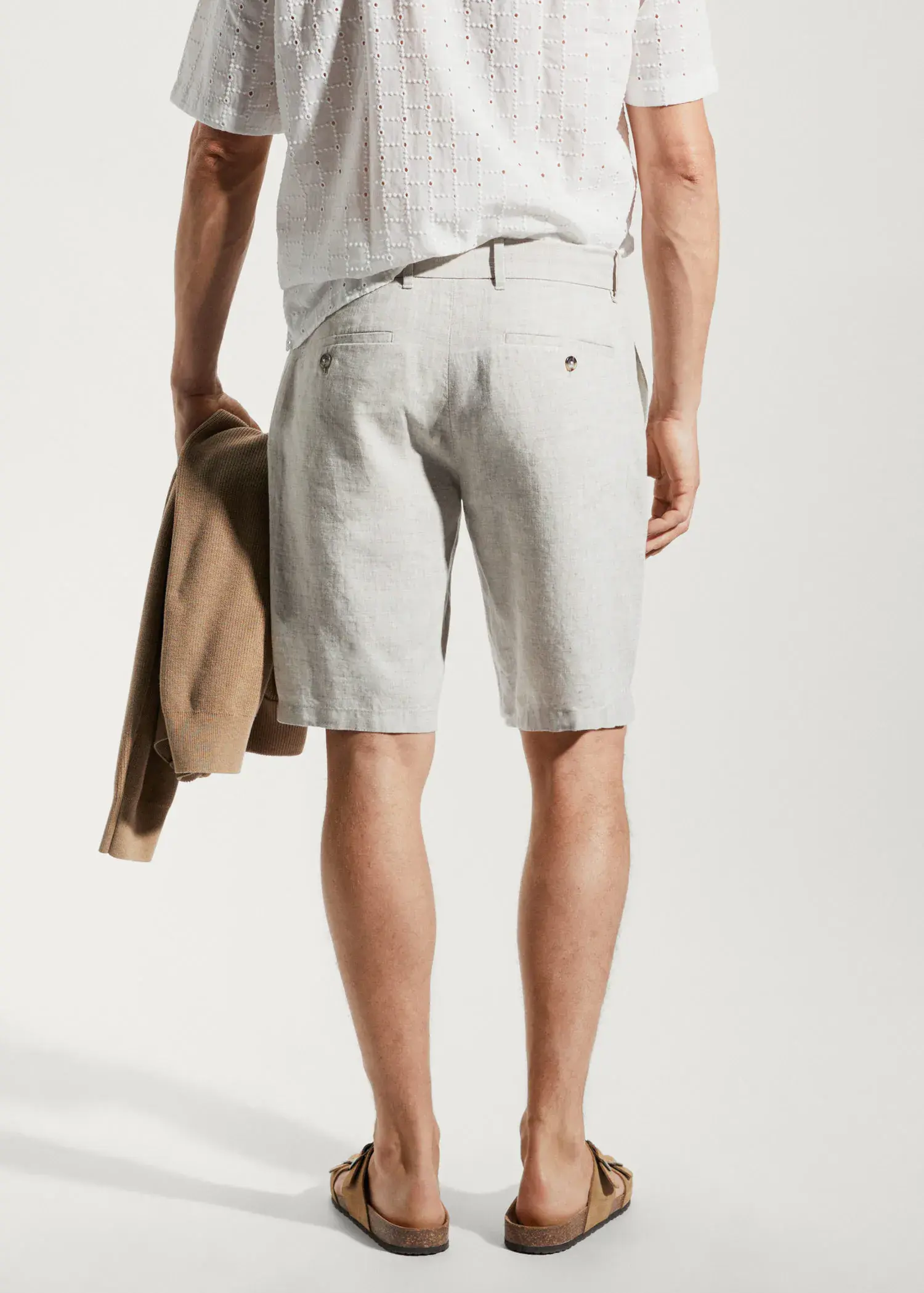 Mango Slim fit linen Bermuda shorts. 3