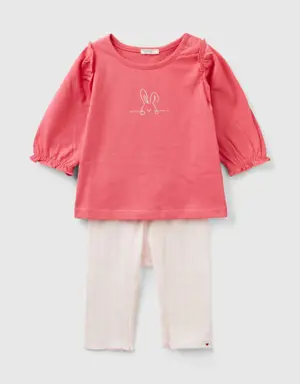 t-shirt and trousers set