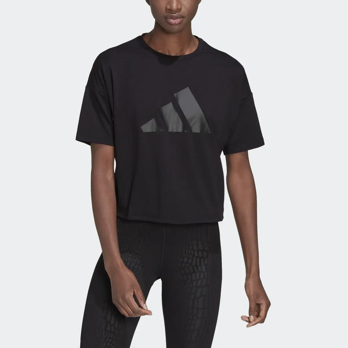 Adidas T-shirt Train Icons 3 Bar Logo. 1