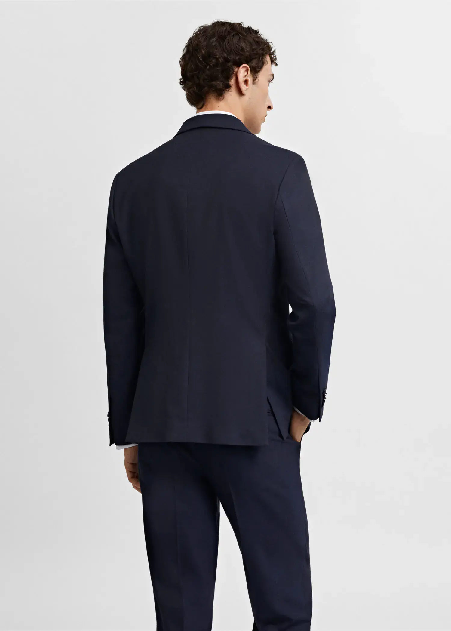 Mango Stretch fabric slim-fit suit blazer. 3