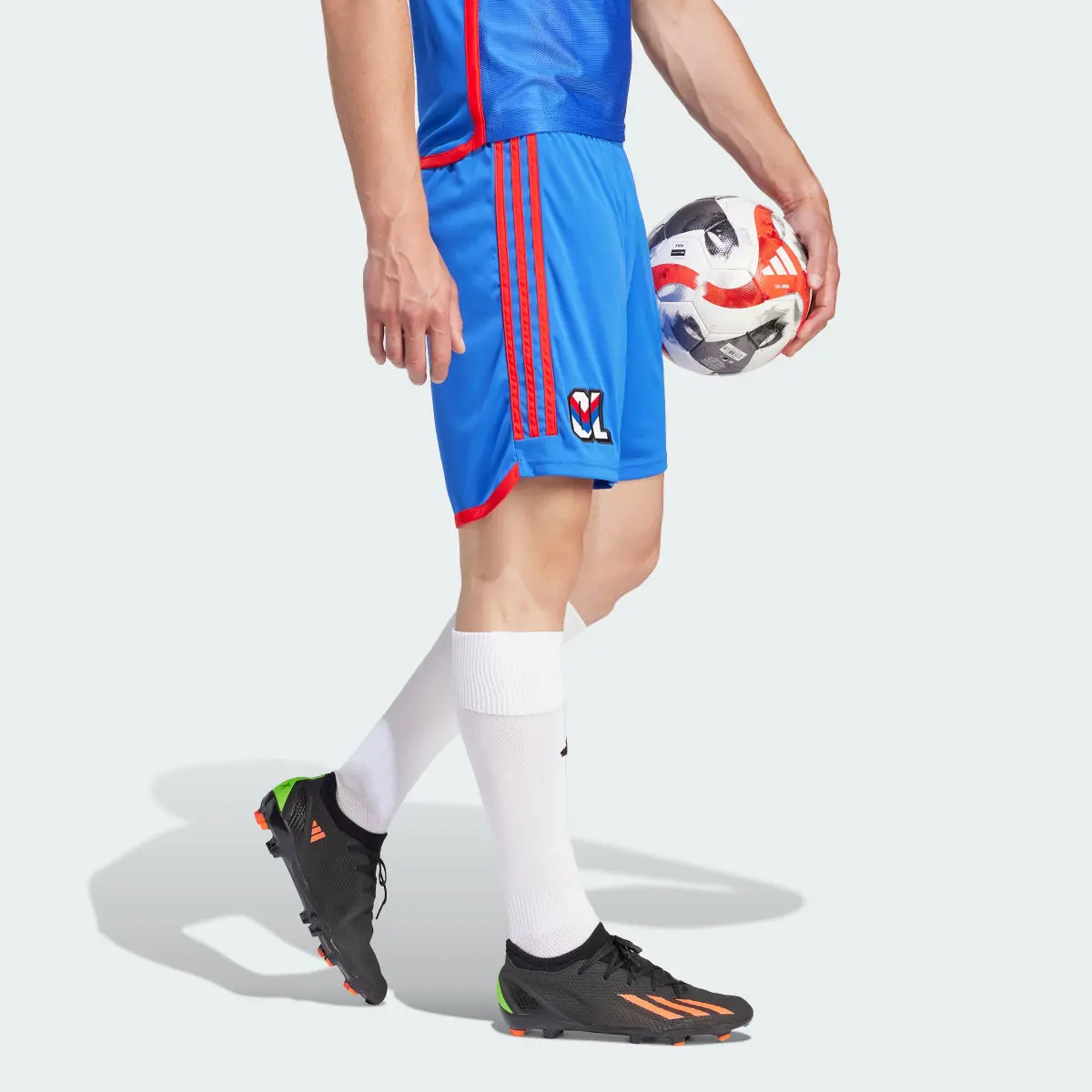 Adidas Short Extérieur Olympique Lyonnais 23/24. 3