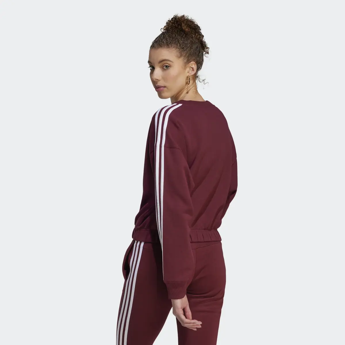 Adidas Felpa Essentials 3-Stripes Crop. 3