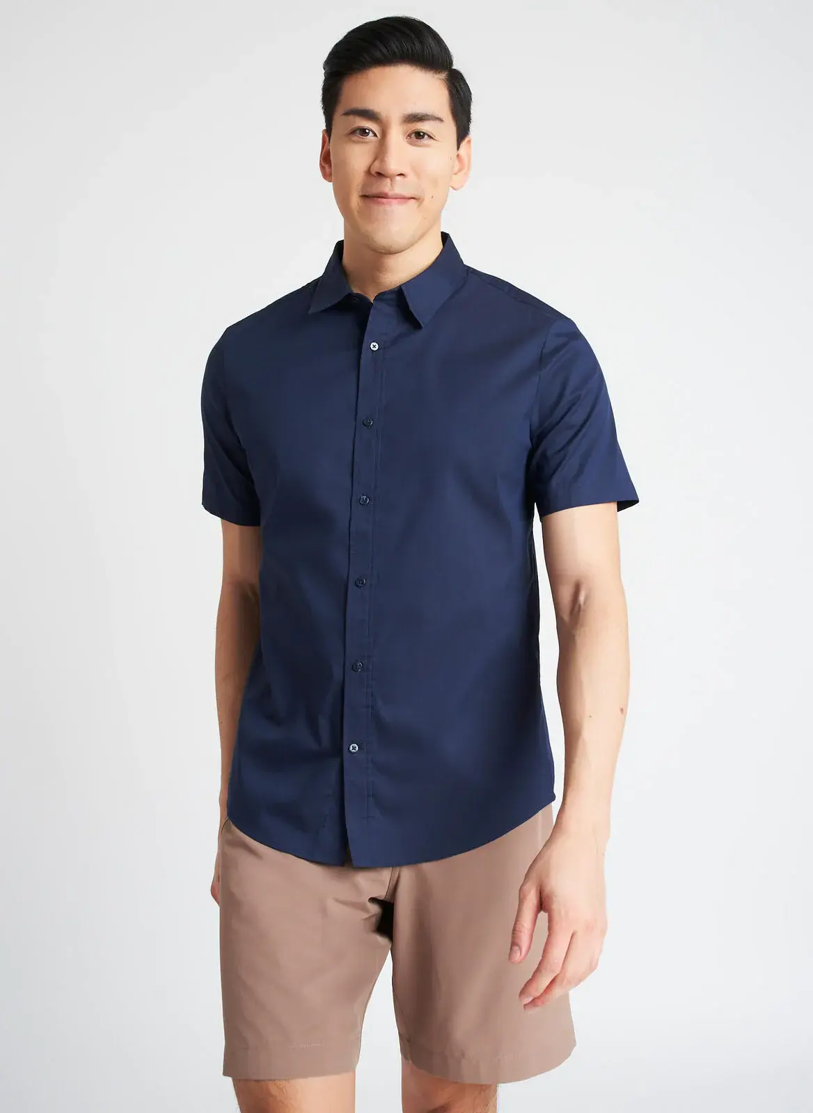 Kit And Ace Stay Cool Poplin Short Sleeve Shirt Standard Fit. 1