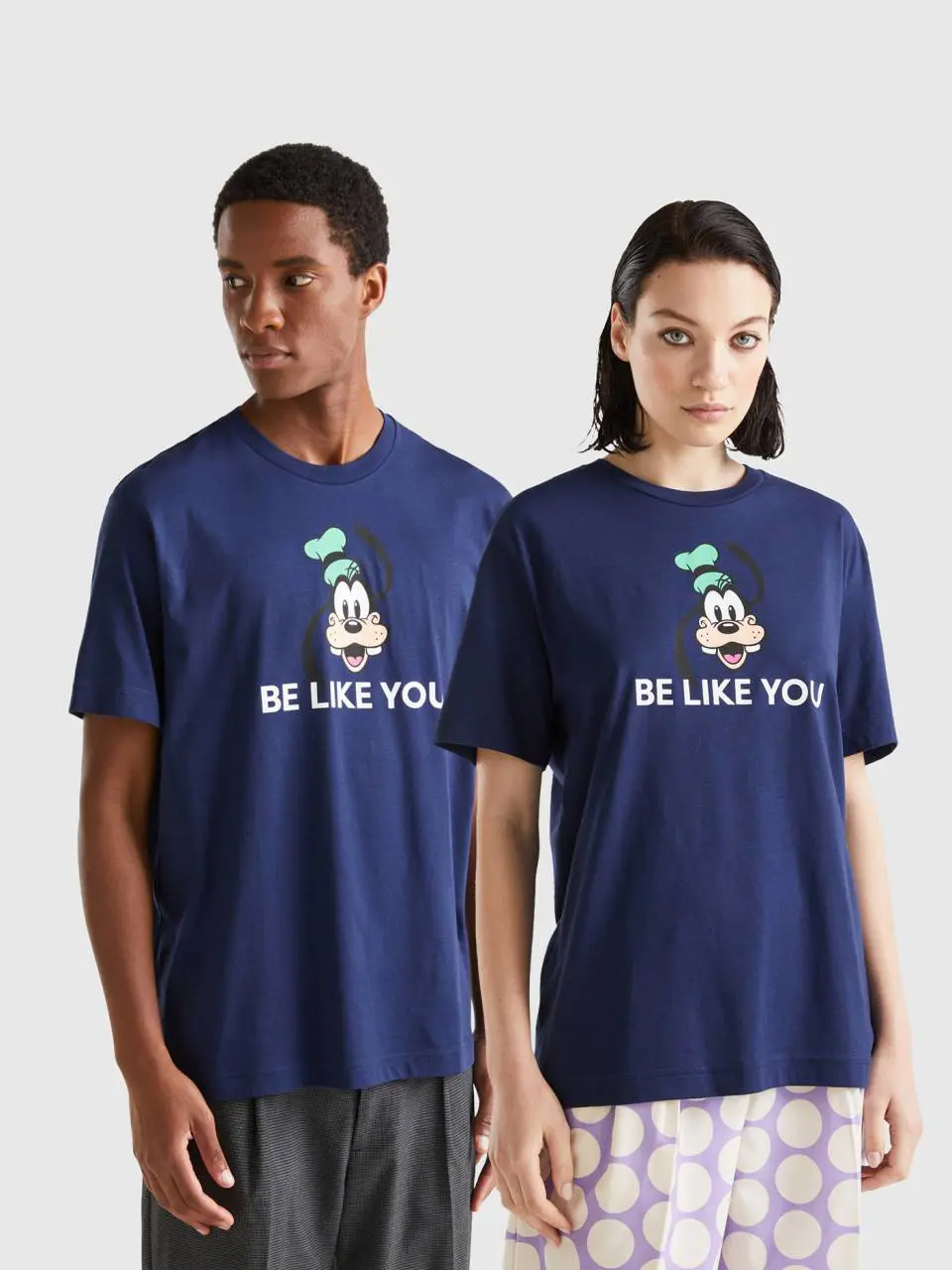 Benetton dark blue goofy t-shirt. 1