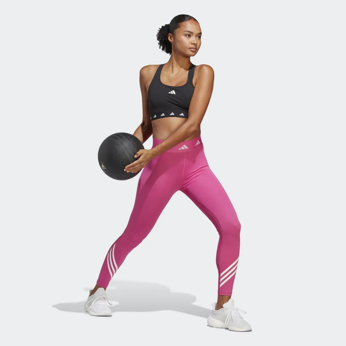 Adidas Techfit 3-Stripes Leggings. 3