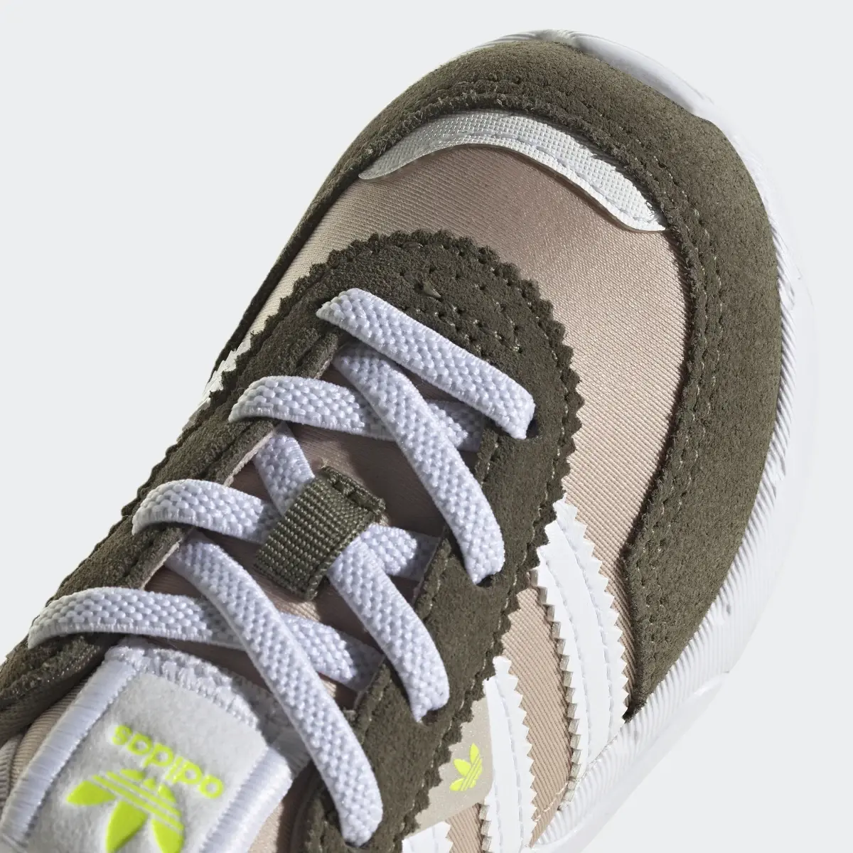 Adidas Retropy F2 Schuh. 3