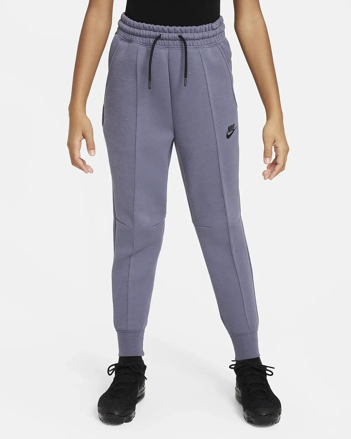 Nike Sportswear Tech Fleece. 1