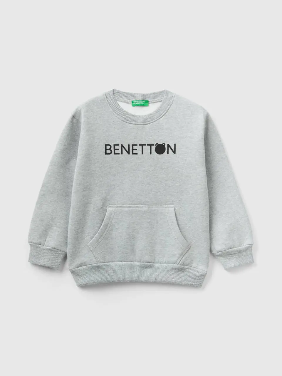 Benetton warm hoodie with kangaroo pocket. 1