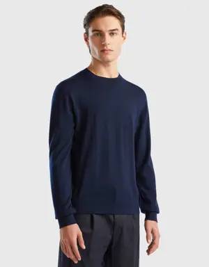dark blue sweater in pure merino wool