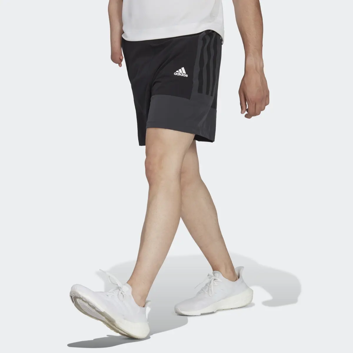 Adidas Short Training Colorblock. 1