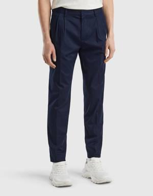 lightweight trousers with turn-ups