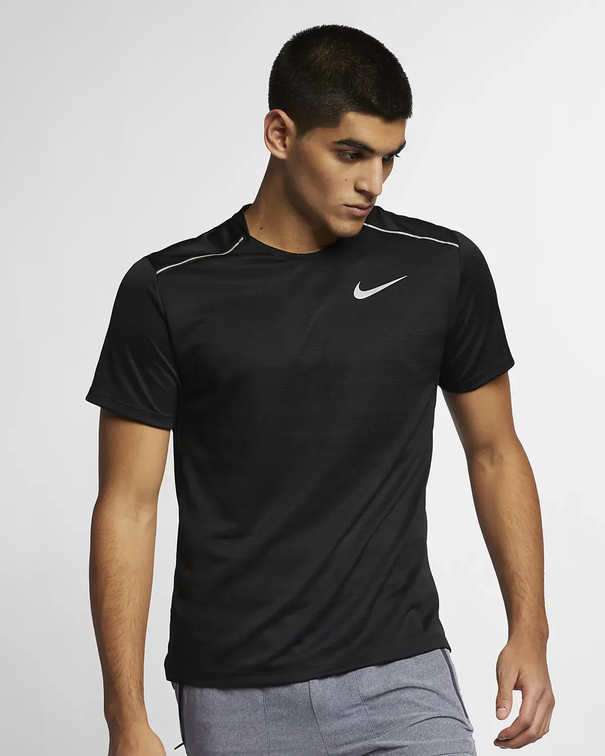 Nike Dri-FIT Miler. 1