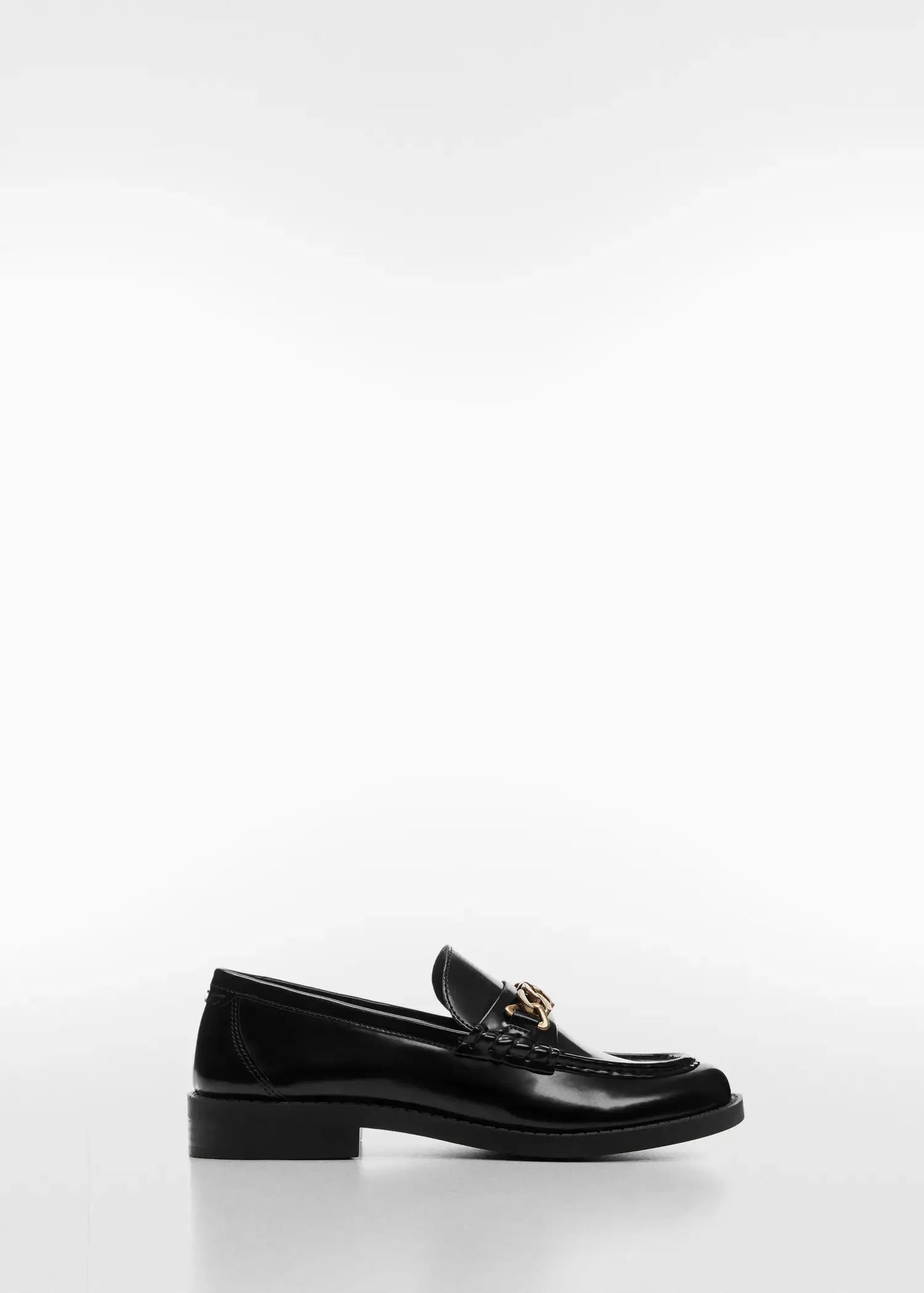 Mango Chain loafers. 3