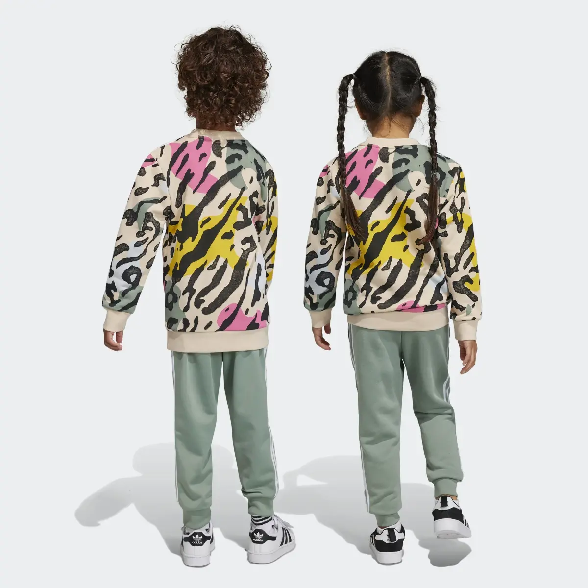 Adidas Animal Print Crew Set. 3