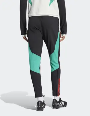 Adidas Manchester United Tiro 23 Training Pants. 2 Adidas Manchester United Tiro 23 Training Pants. 2