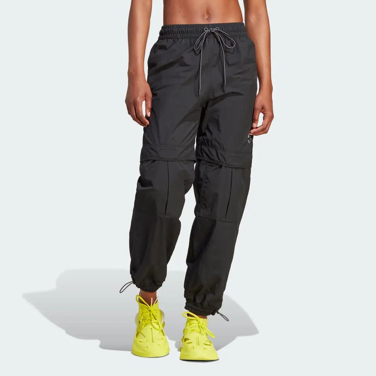 Adidas by Stella McCartney TrueCasuals Woven Solid Trainingshose. 1