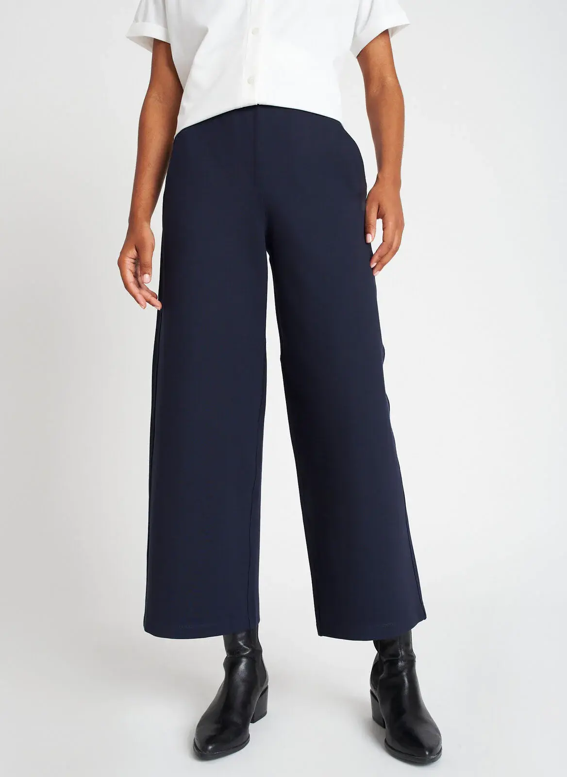 Kit And Ace Serenity Double Knit Wide Leg Pants. 1
