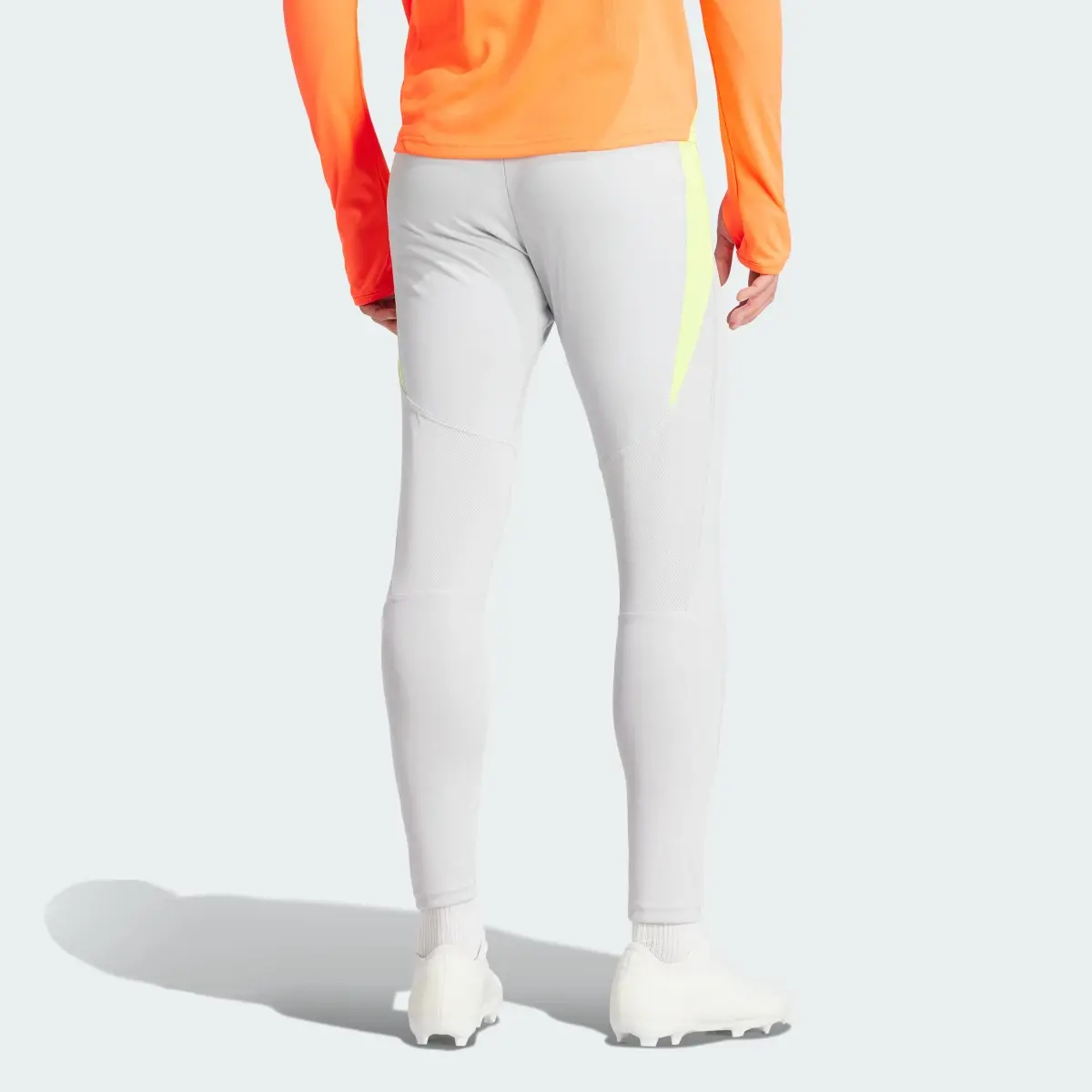 Adidas Pantaloni da allenamento Tiro 24 Pro. 3