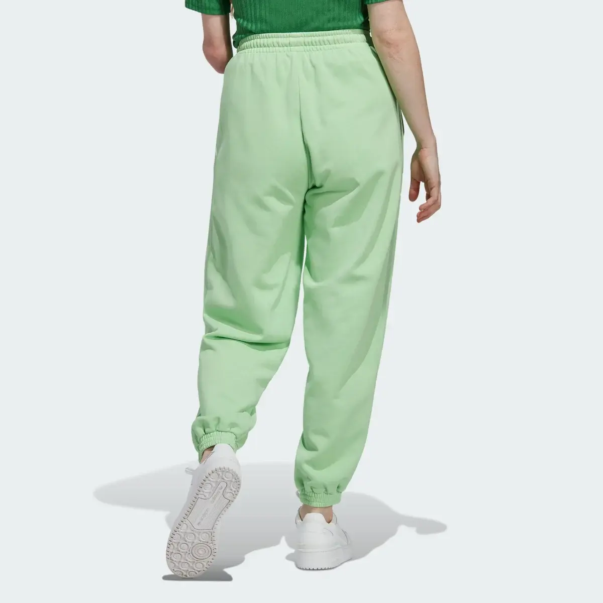 Adidas Pantalón Jogger. 3