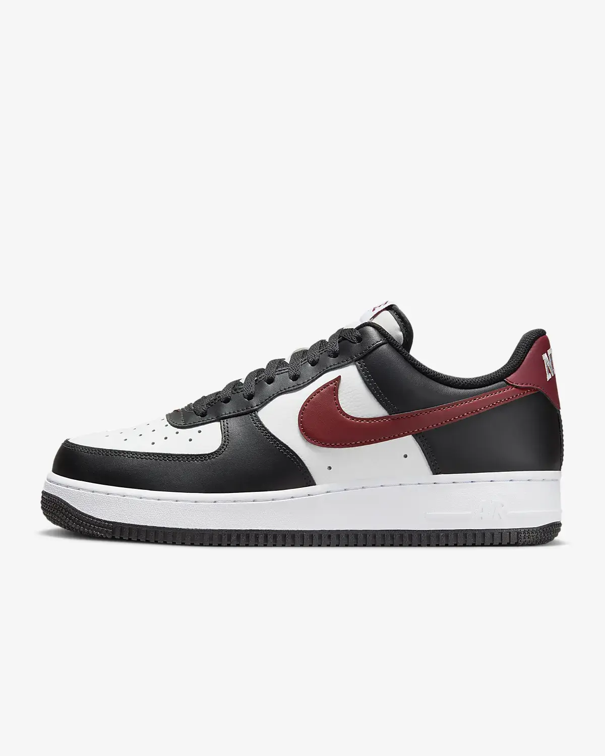 Nike Air Force 1 '07. 1