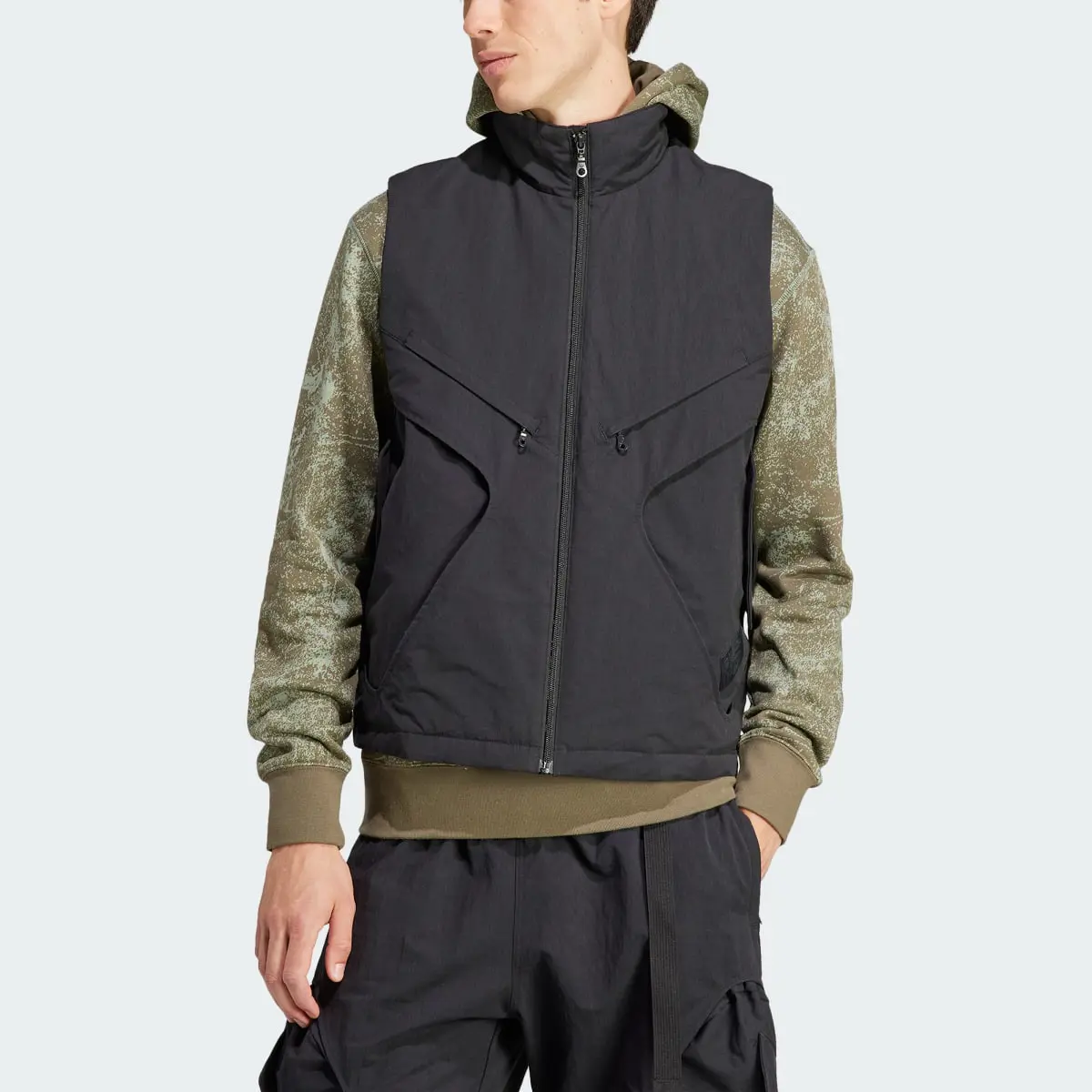 Adidas Veste sans manches multi-poches adidas Adventure Premium. 1