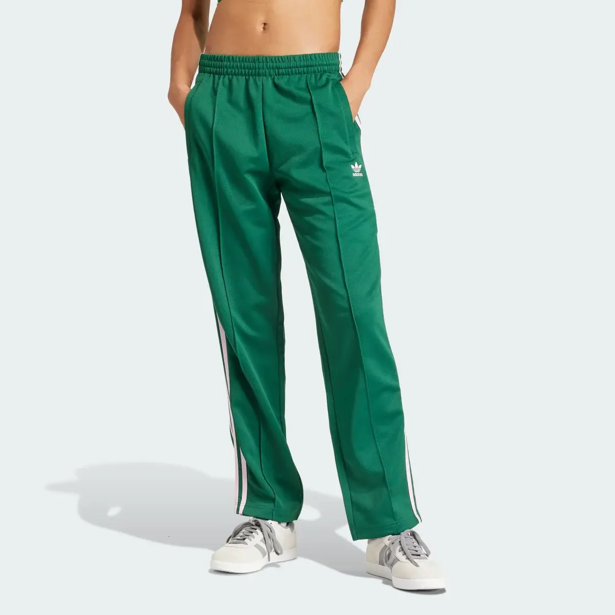 Adidas Adicolor Classics SST Loose Track Pants. 1