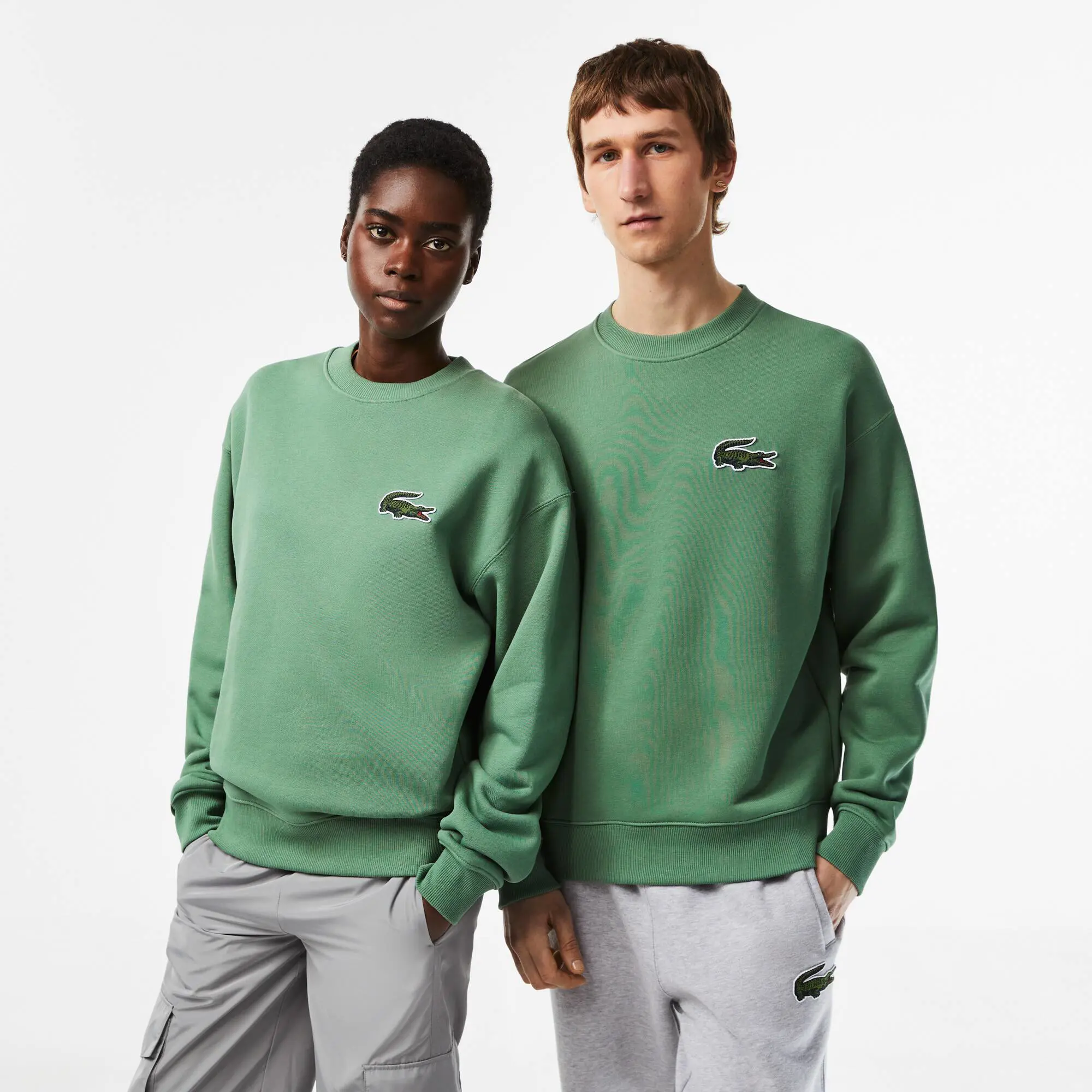 Lacoste Unisex Lacoste Loose Fit Crocodile Badge Jogger Sweatshirt. 1