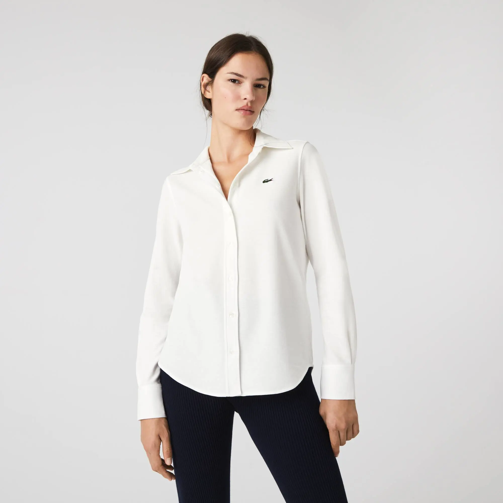 Lacoste Camisa de mujer Lacoste en piqué de algodón con cuello francés. 1