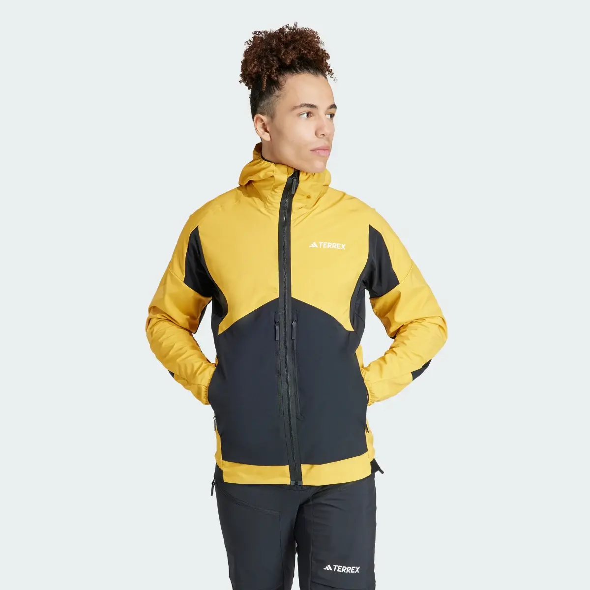 Adidas Terrex Techrock Softshelljacke. 1