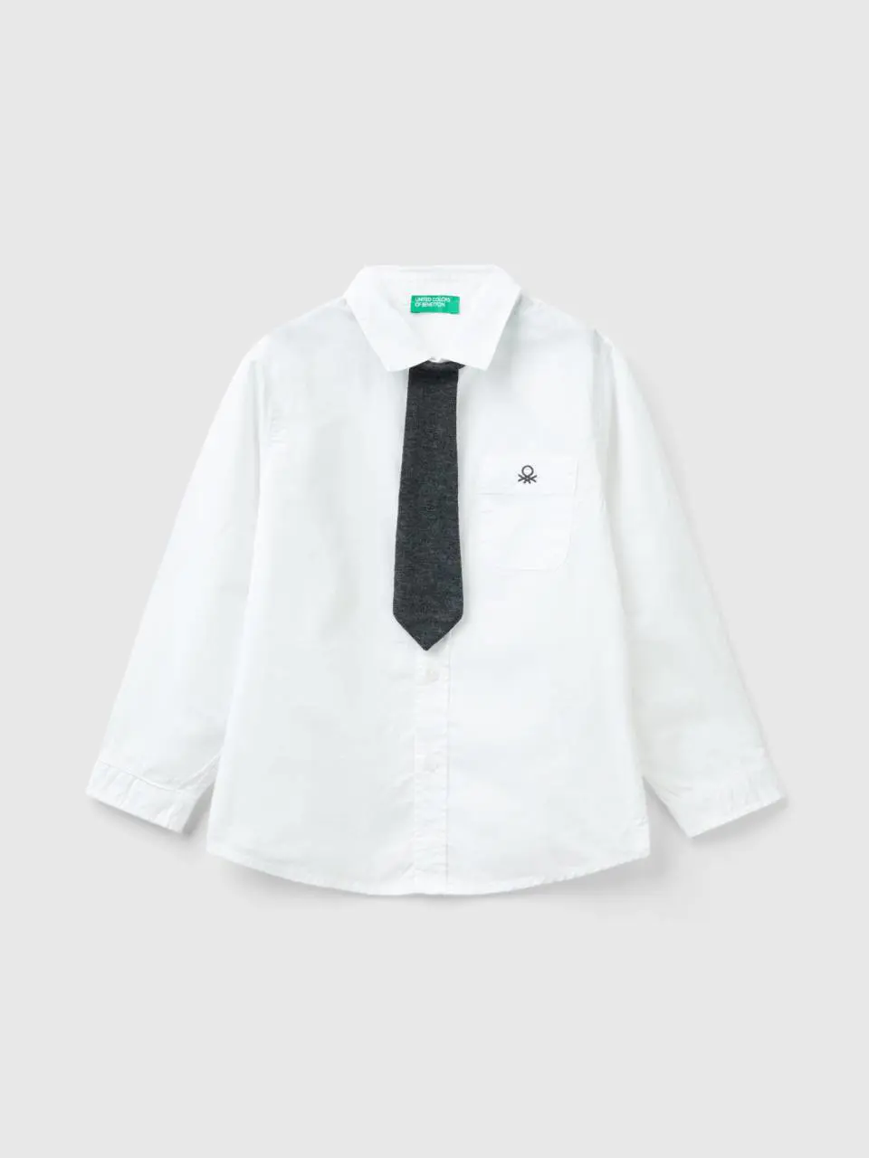 Benetton shirt with detachable tie. 1