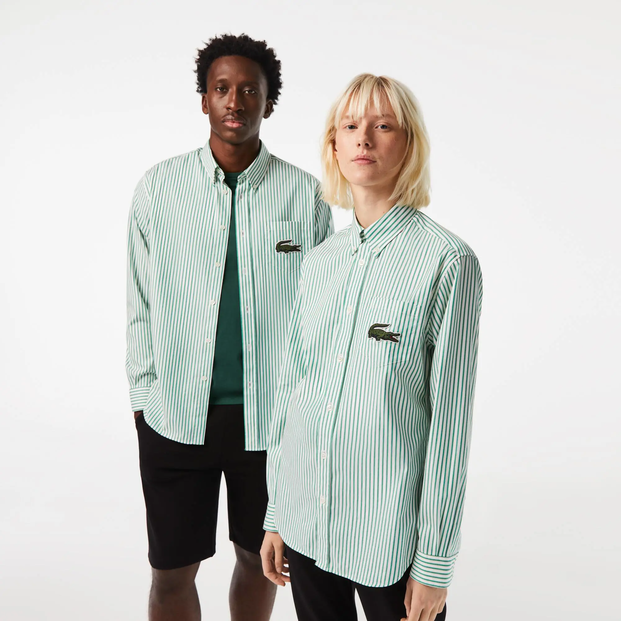 Lacoste Unisex Baumwoll-Hemd mit großem Krokodil. 1