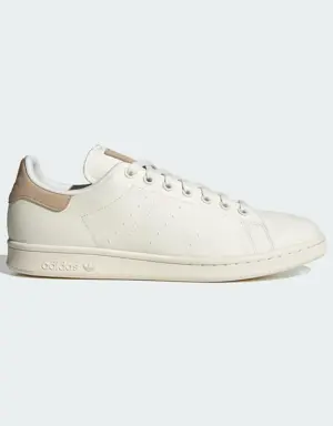 Adidas Stan Smith Shoes. 2 Adidas Stan Smith Shoes. 2