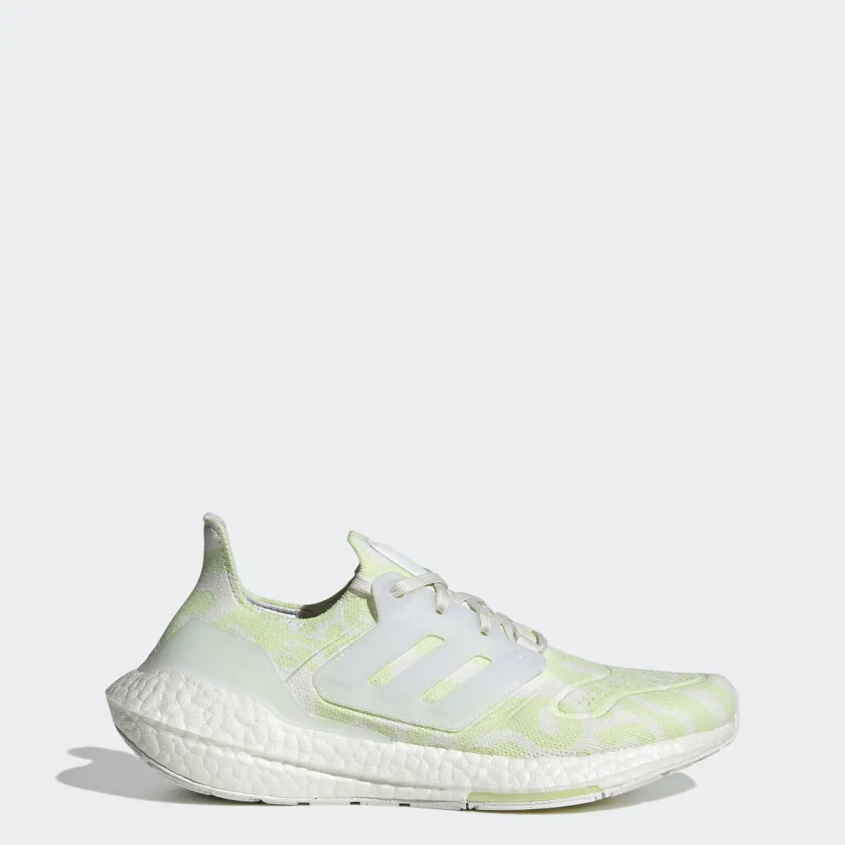 Adidas ULTRABOOST 22 SHOES. 1