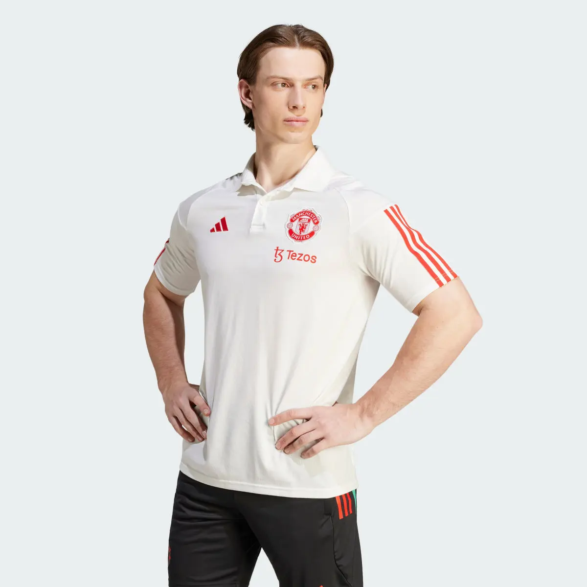 Adidas Polo Tiro 23 do Manchester United. 2