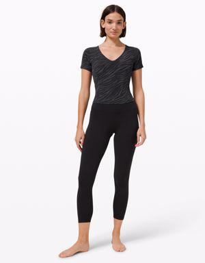 Lululemon Nulu Cropped Slim Yoga Short Sleeve Shirt. 2