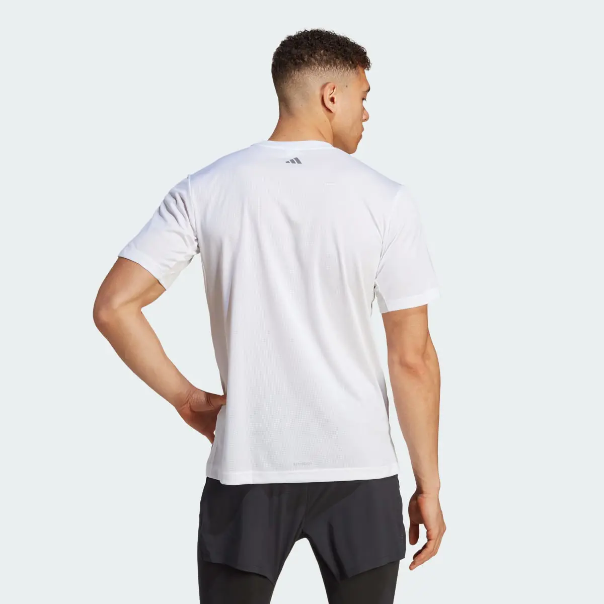 Adidas Playera Graphic HIIT Slogan Training. 3