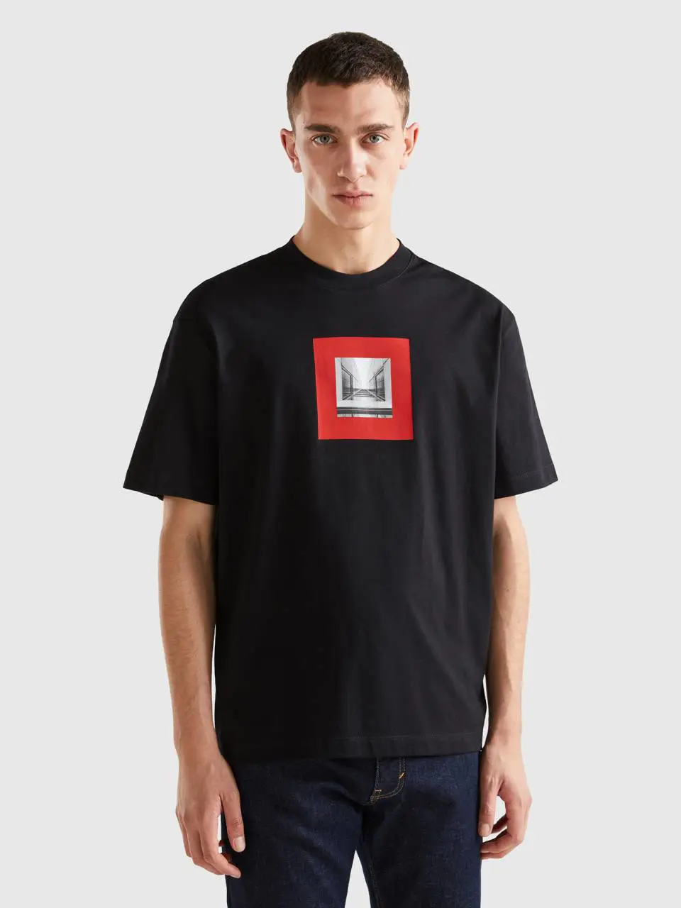 Benetton boxy fit t-shirt with print. 1 Benetton boxy fit t-shirt with print. 1