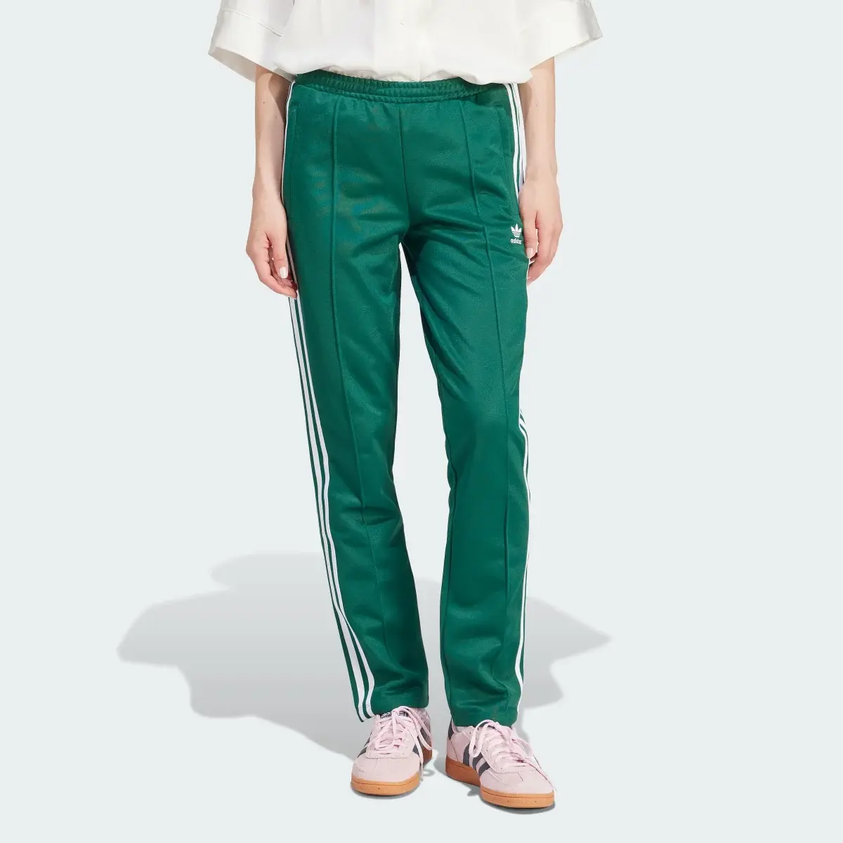 Adidas Track pants Montreal. 1