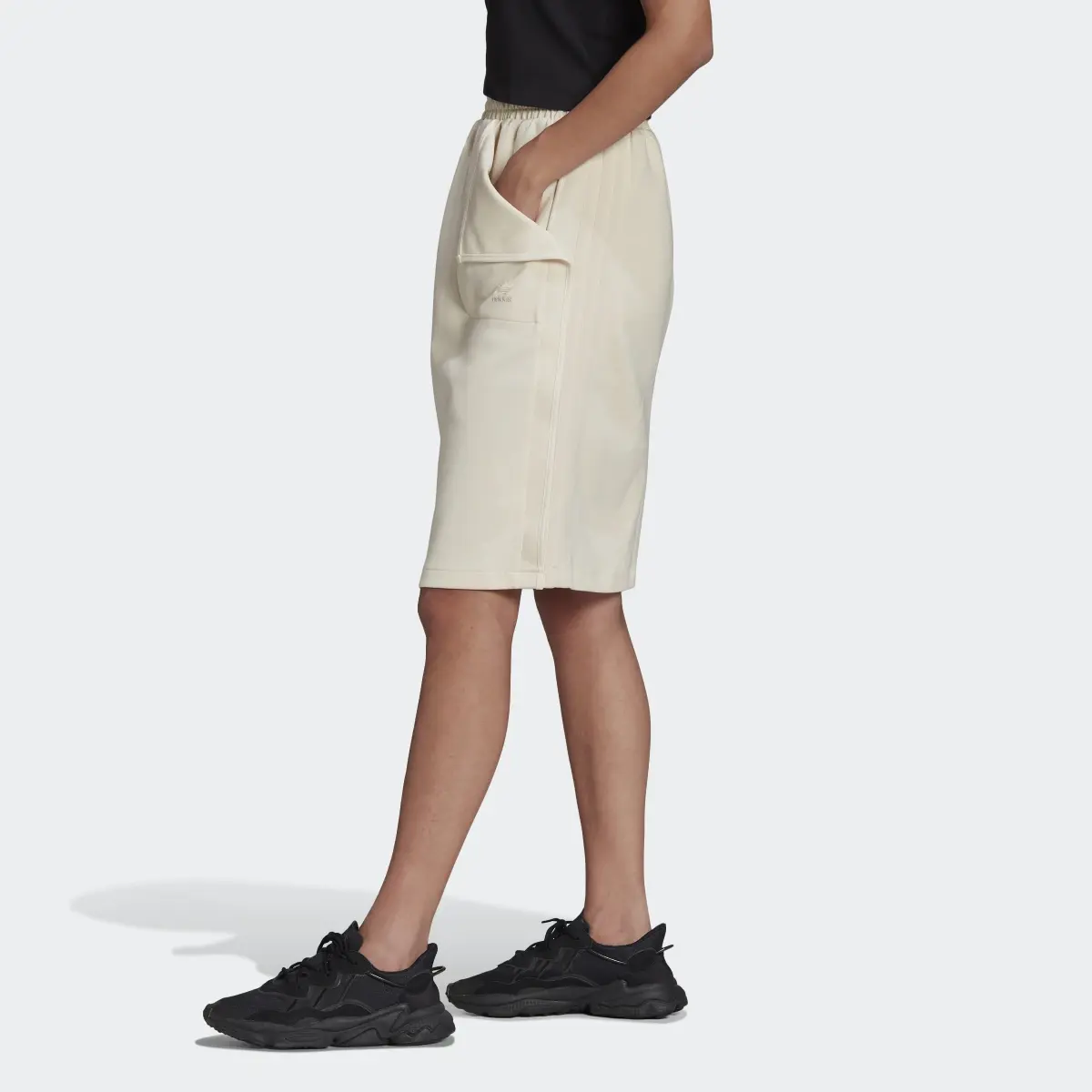 Adidas Adicolor Clean Classics Skirt. 2