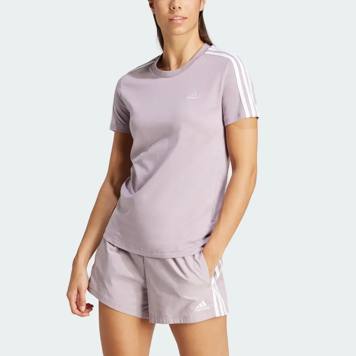 Adidas Playera Essentials 3 Franjas Ajustada. 1