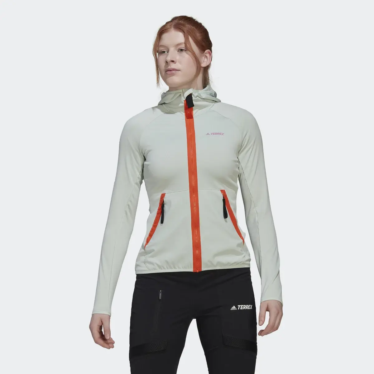 Adidas Chaqueta con capucha Terrex Tech Flooce Light Hiking. 2